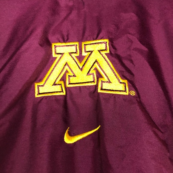 Minnesota Nike Windbreaker - Picture 2 of 3
